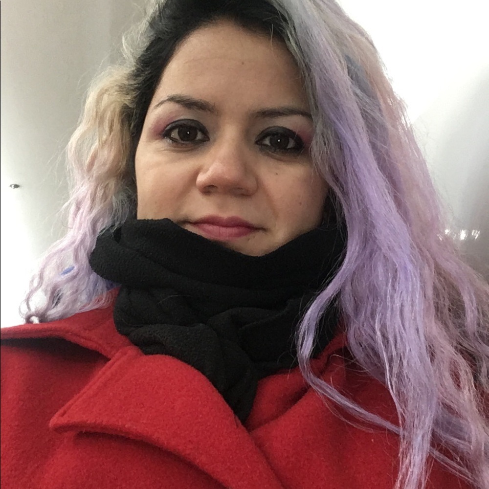 Meet your Posher, Lida